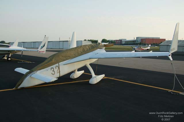A4CW0144_RJ