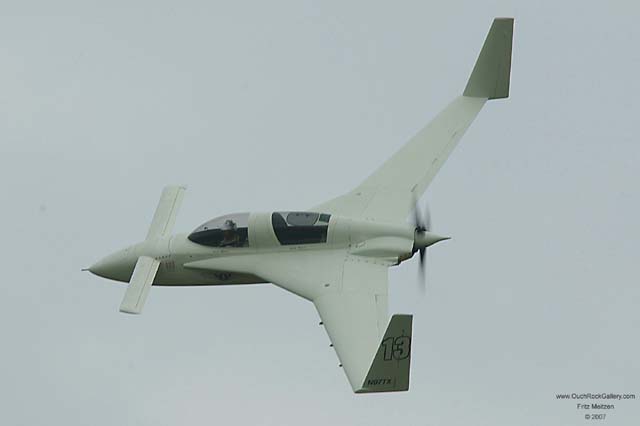 A4CW0263_RJ