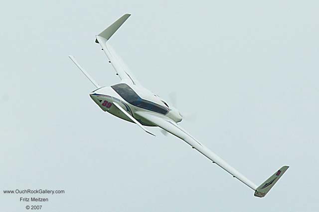 A4CW0290_RJ