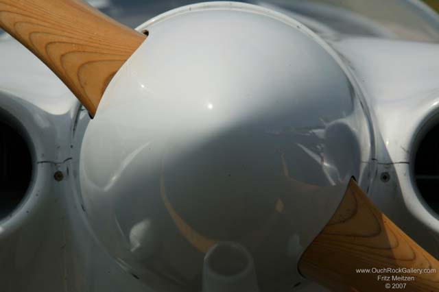 A4CW0475_RJ
