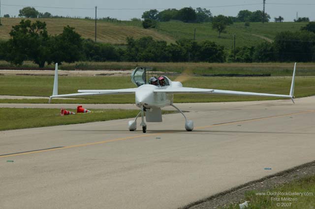 A4CW0520_RJ