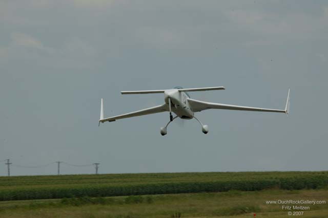 A4CW0530_RJ